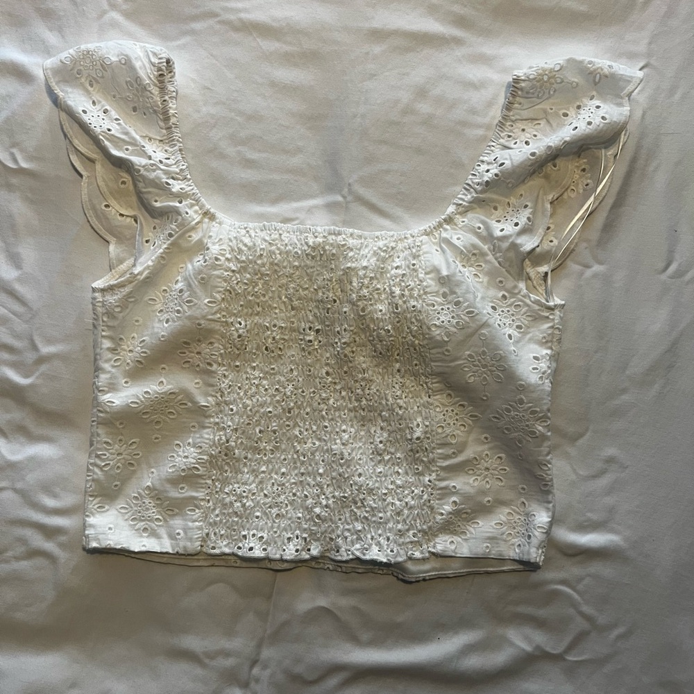 Urban Romantics Cropped White Eyelet Women's Top - Picture 5 of 6